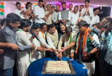 खल्लारी विधायक द्वारिकाधीश यादव का जन्मदिन धूमधाम से मनाया गया