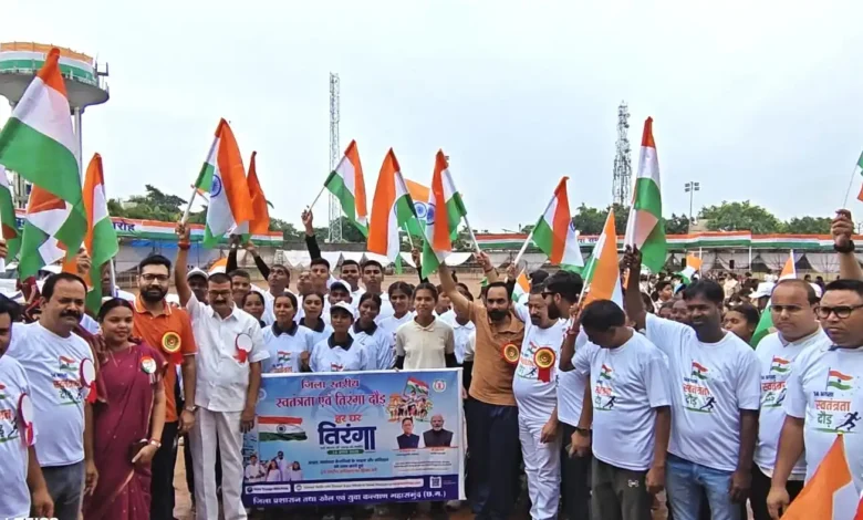 मिनी स्टेडियम से शुरू हुई तिरंगा दौड़