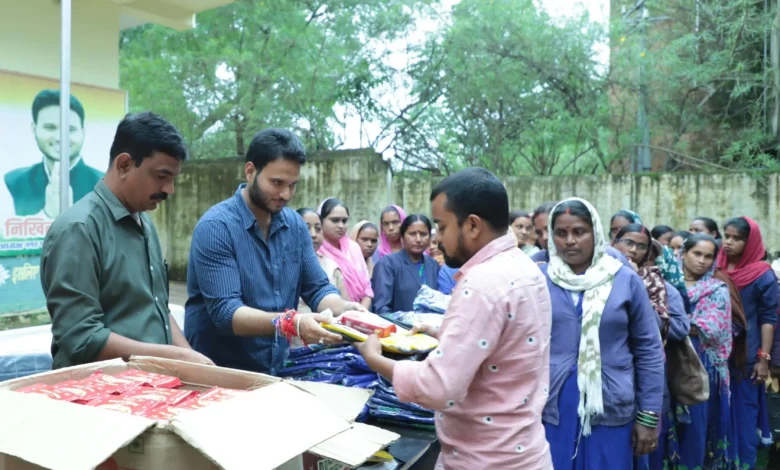 रक्षाबंधन पर स्वच्छता दीदियों को मिला सम्मान